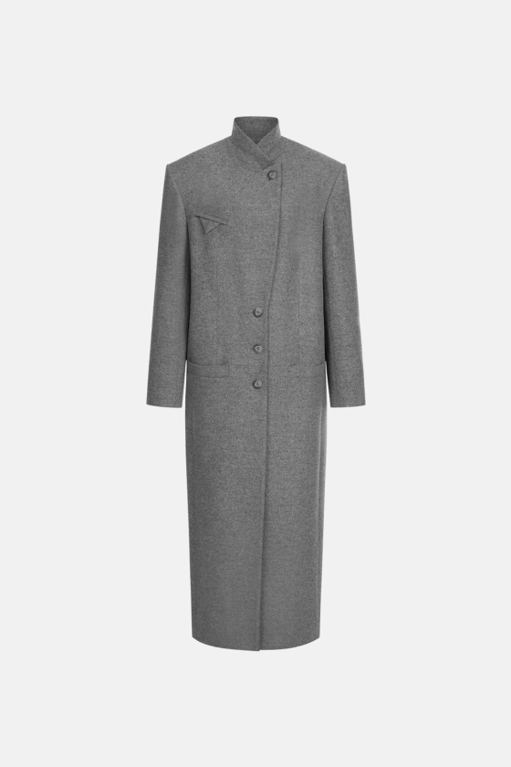 Жіноче пальто Unwind сіре з вовни virgin wool, пряме злегка приталене, лацкан піднятий у стійку — BÁZHANE
