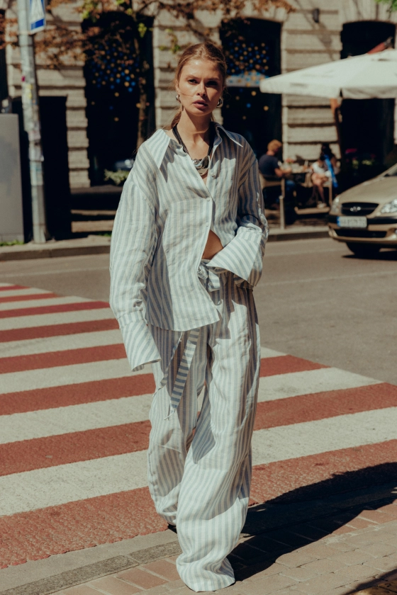 Straight-cut pants with elastic waistband - photo 4